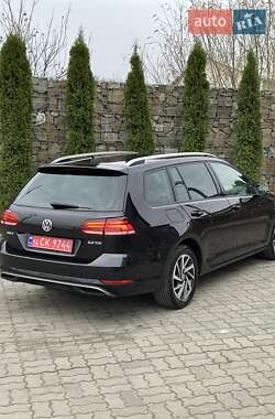 Універсал Volkswagen Golf 2019 в Стрию