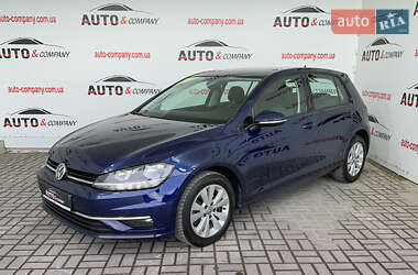 Хетчбек Volkswagen Golf 2018 в Львові