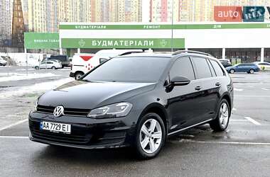 Універсал Volkswagen Golf 2015 в Києві