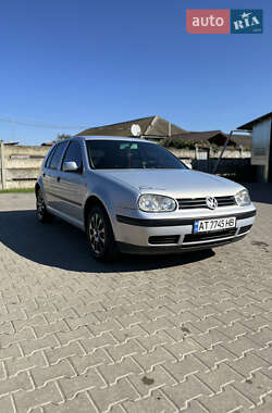 Хетчбек Volkswagen Golf 1999 в Снятині