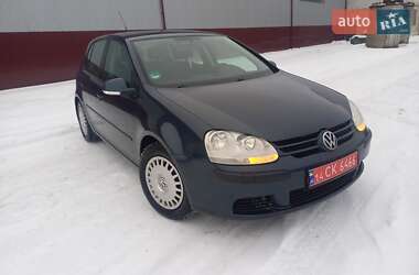 Хэтчбек Volkswagen Golf 2006 в Надворной