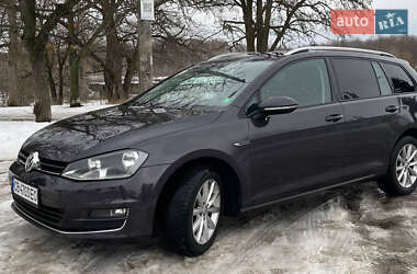 Универсал Volkswagen Golf 2015 в Чернигове