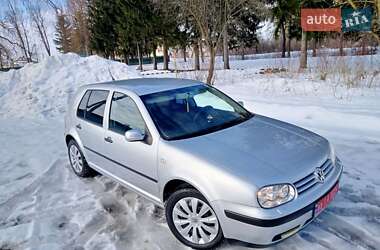 Хэтчбек Volkswagen Golf 2003 в Тернополе