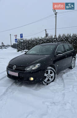 Универсал Volkswagen Golf 2010 в Луцке