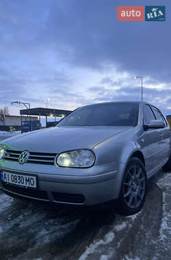 Хэтчбек Volkswagen Golf 2002 в Белой Церкви