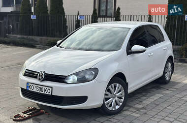 Хэтчбек Volkswagen Golf 2012 в Иршаве