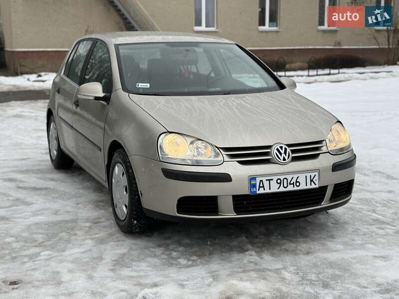 Volkswagen Golf 2004