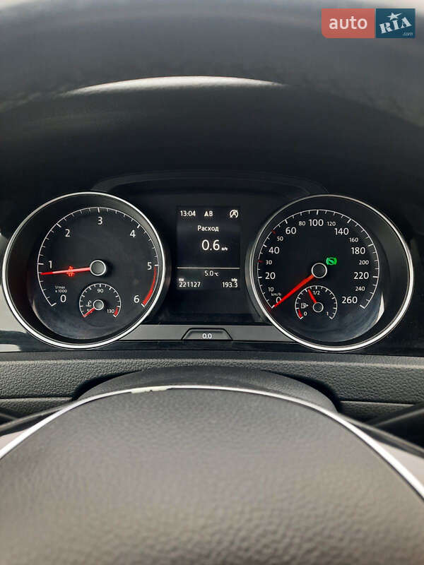 Хэтчбек Volkswagen Golf 2013 в Полтаве