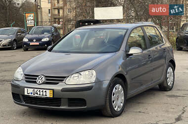 Хэтчбек Volkswagen Golf 2005 в Хмельницком