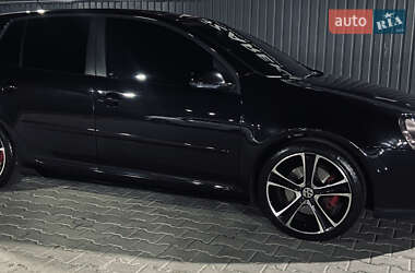 Хэтчбек Volkswagen Golf 2006 в Львове