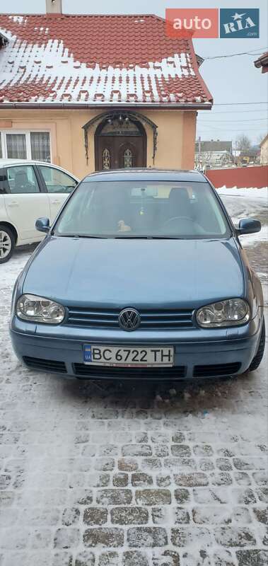Volkswagen Golf 2003