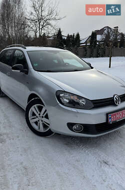 Універсал Volkswagen Golf 2013 в Рівному