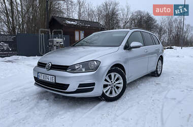 Універсал Volkswagen Golf 2014 в Калуші