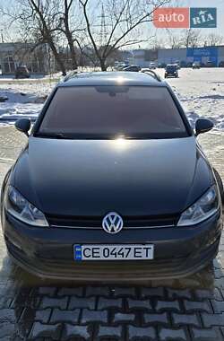 Універсал Volkswagen Golf 2014 в Чернівцях