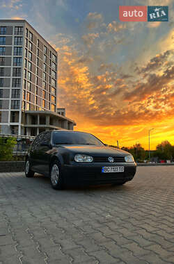 Хэтчбек Volkswagen Golf 1999 в Львове