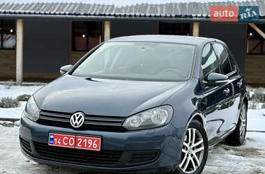 Хетчбек Volkswagen Golf 2010 в Львові