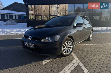 Хэтчбек Volkswagen Golf 2017 в Луцке