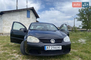 Хетчбек Volkswagen Golf 2005 в Івано-Франківську