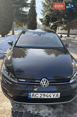 Хетчбек Volkswagen Golf 2019 в Луцьку