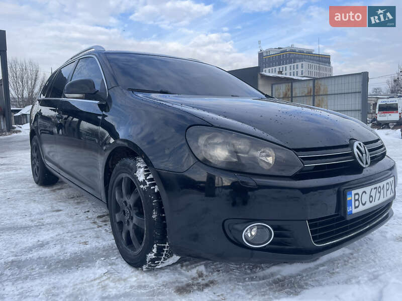 Универсал Volkswagen Golf 2010 в Львове