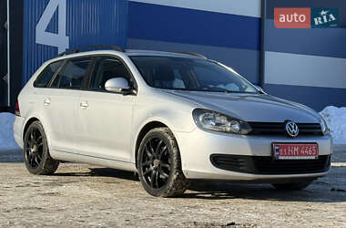 Универсал Volkswagen Golf 2012 в Ровно