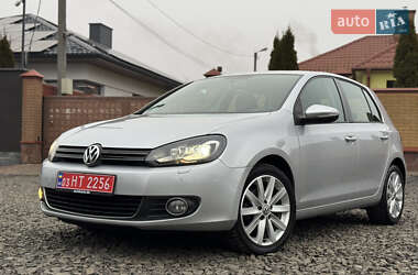 Хэтчбек Volkswagen Golf 2010 в Ковеле