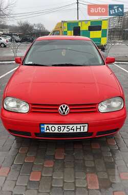 Хетчбек Volkswagen Golf 1998 в Дніпрі