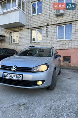 Универсал Volkswagen Golf 2012 в Старом Самборе