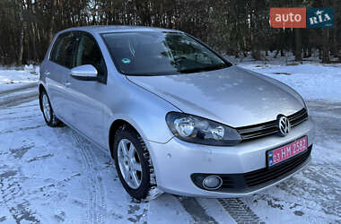 Хетчбек Volkswagen Golf 2009 в Дубні