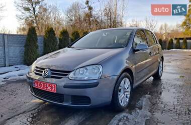 Хэтчбек Volkswagen Golf 2006 в Жовкве