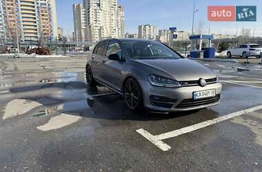 Хетчбек Volkswagen Golf 2014 в Києві