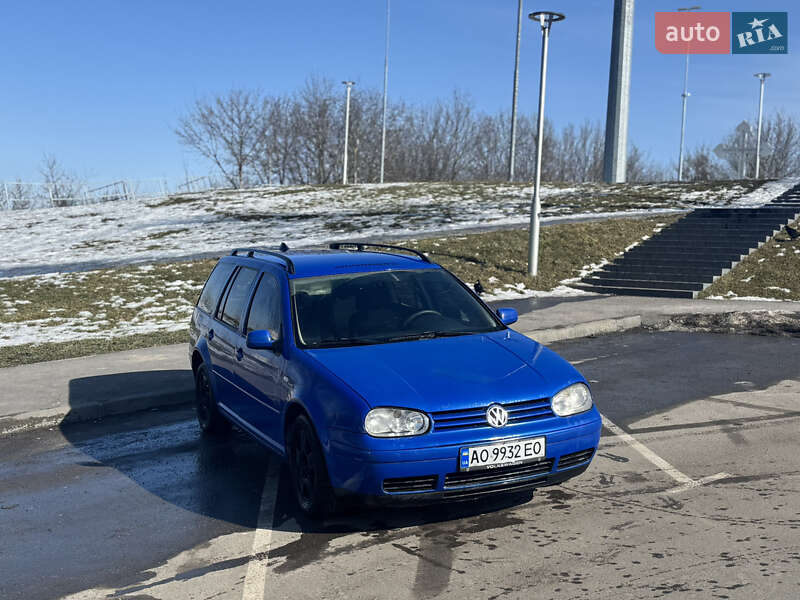 Volkswagen Golf 2000