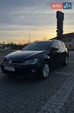 Універсал Volkswagen Golf 2014 в Хусті