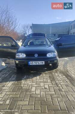 Хетчбек Volkswagen Golf 1997 в Немирові
