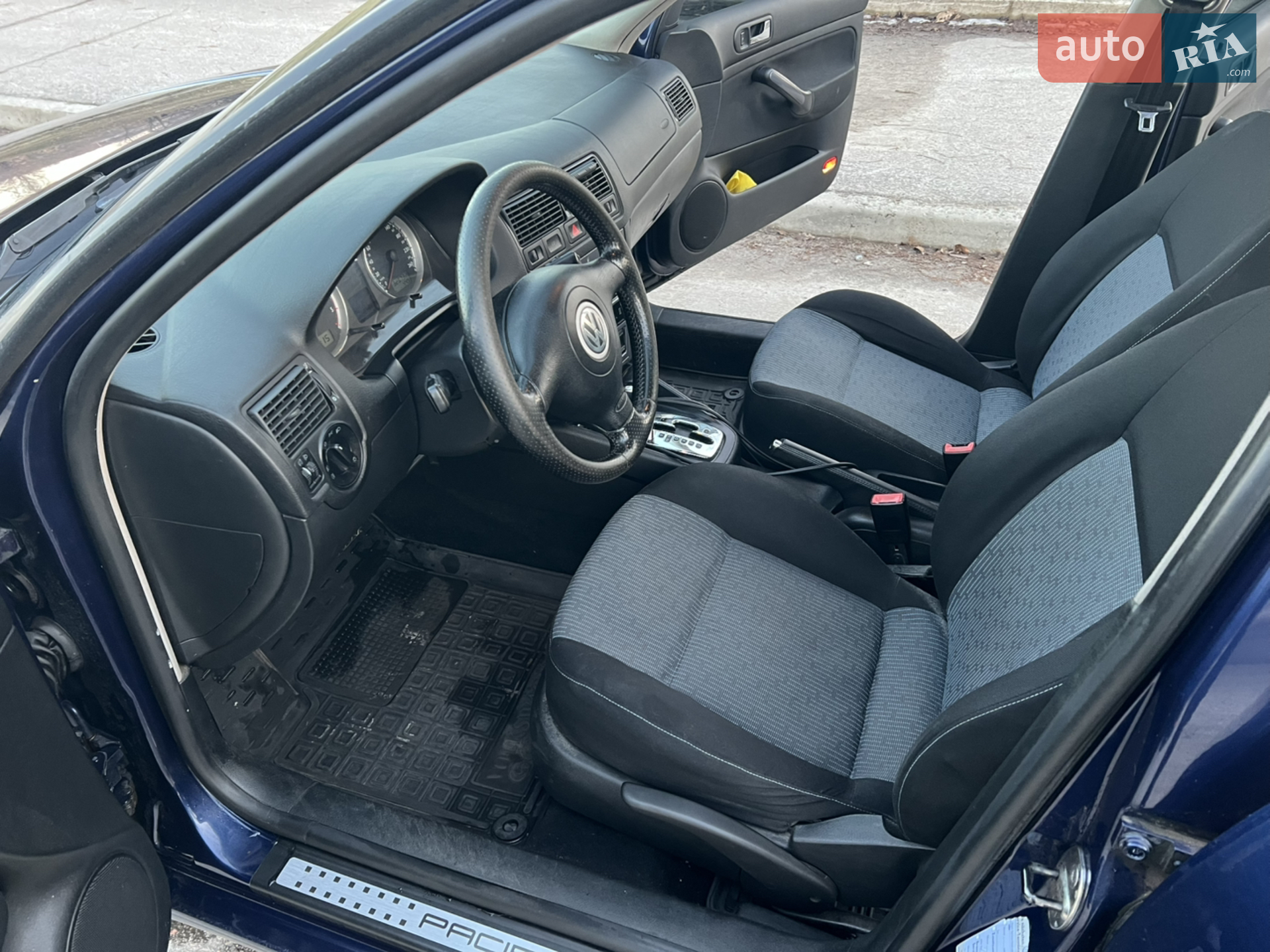 Volkswagen Golf 2003 VIN WVWZZZ1JZ3W629119 фото оголошення 9 з 39
