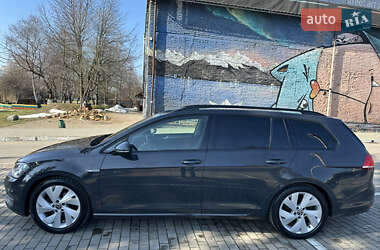 Універсал Volkswagen Golf 2014 в Луцьку
