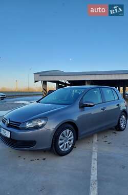 Хэтчбек Volkswagen Golf 2008 в Полтаве