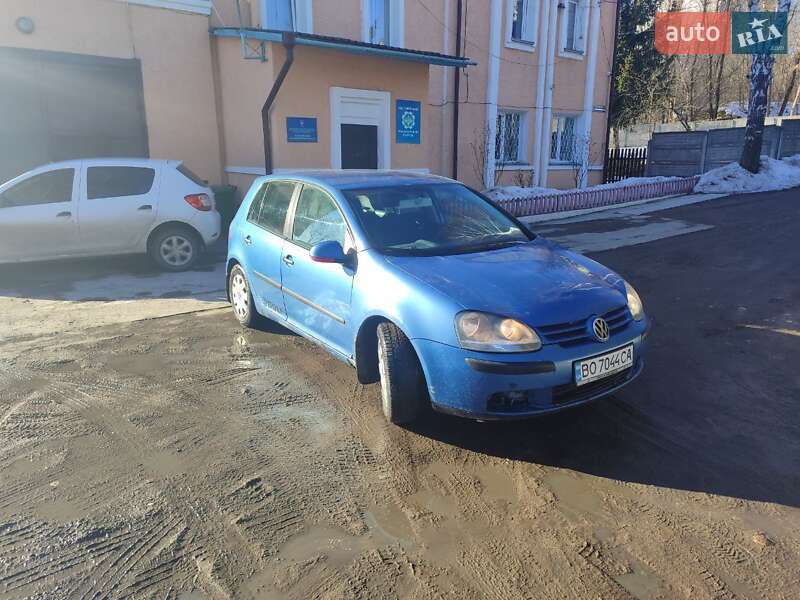 Volkswagen Golf 2003
