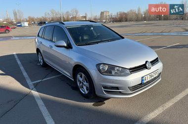 Універсал Volkswagen Golf 2015 в Києві
