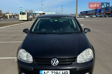 Хетчбек Volkswagen Golf 2006 в Луцьку