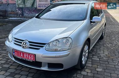 Хетчбек Volkswagen Golf 2005 в Луцьку