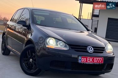 Хэтчбек Volkswagen Golf 2006 в Луцке