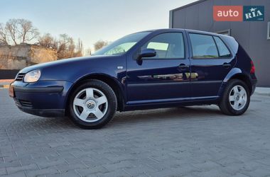 Хэтчбек Volkswagen Golf 2001 в Одессе