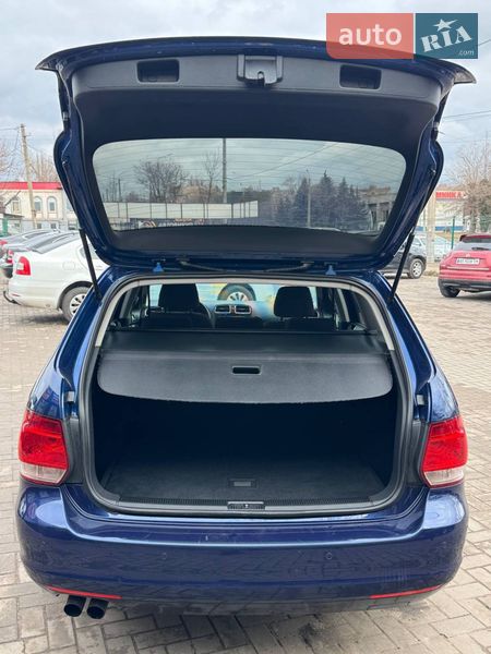 Универсал Volkswagen Golf 2010 в Кривом Роге