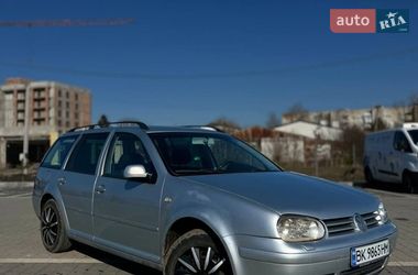 Универсал Volkswagen Golf 2001 в Львове