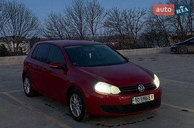 Хэтчбек Volkswagen Golf 2009 в Тернополе