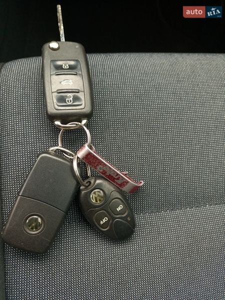 Универсал Volkswagen Golf 2011 в Луцке