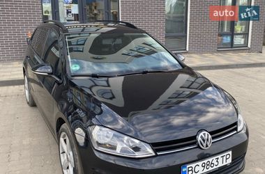 Универсал Volkswagen Golf 2015 в Жовкве
