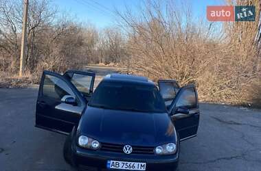 Хэтчбек Volkswagen Golf 1997 в Томашполе