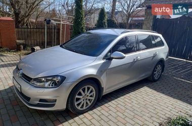 Універсал Volkswagen Golf 2015 в Львові
